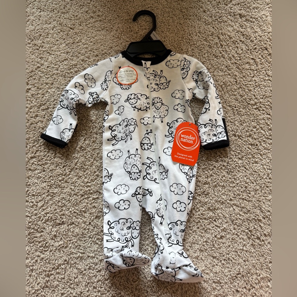 Black and white footies NB